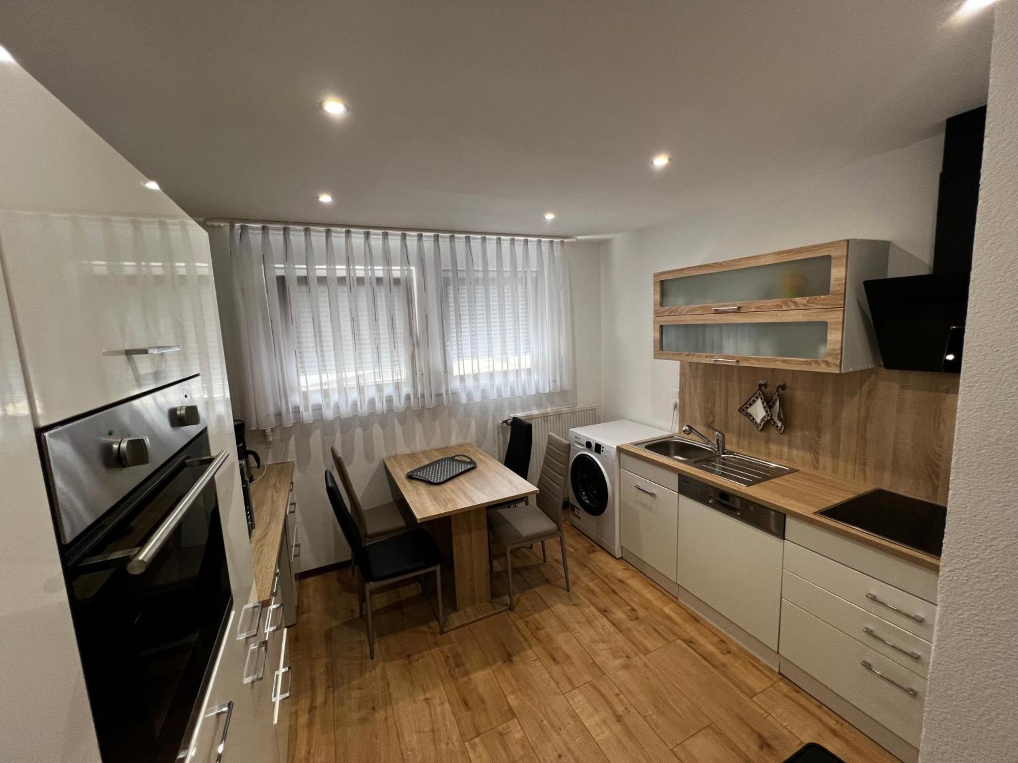 Ferienwohnung Manuela Hausen im Tal エクステリア 写真